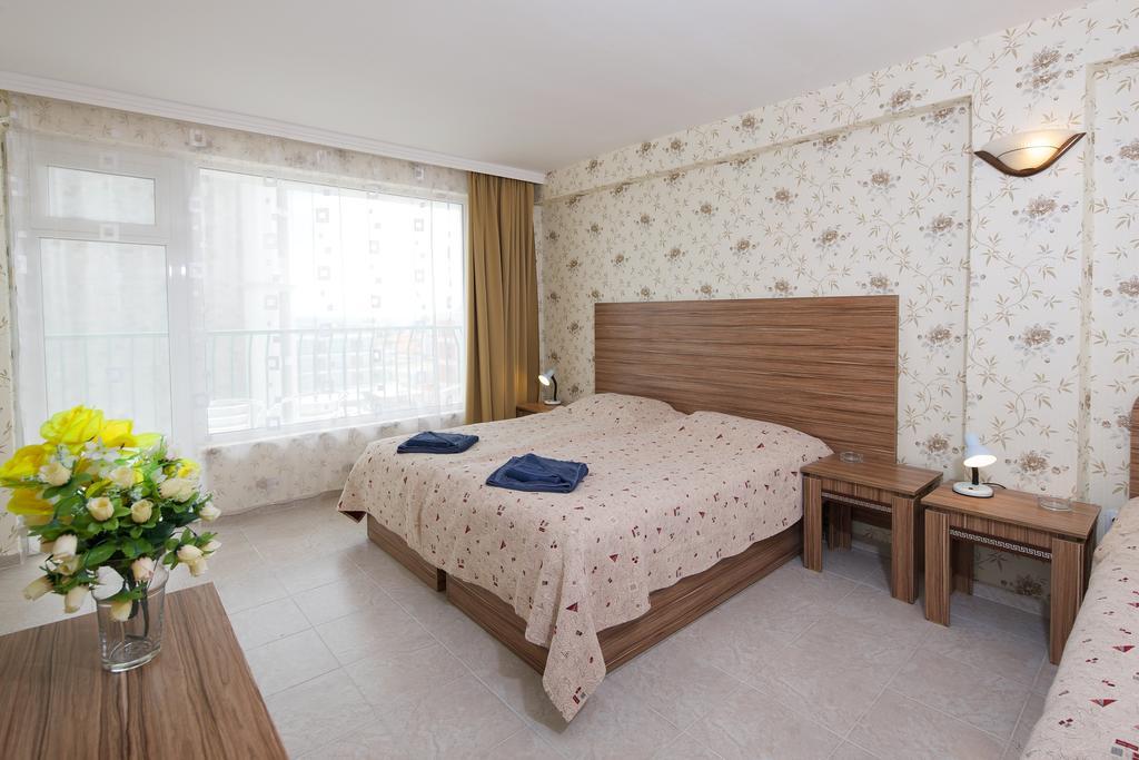 Hotel Yantra 써니비치 외부 사진